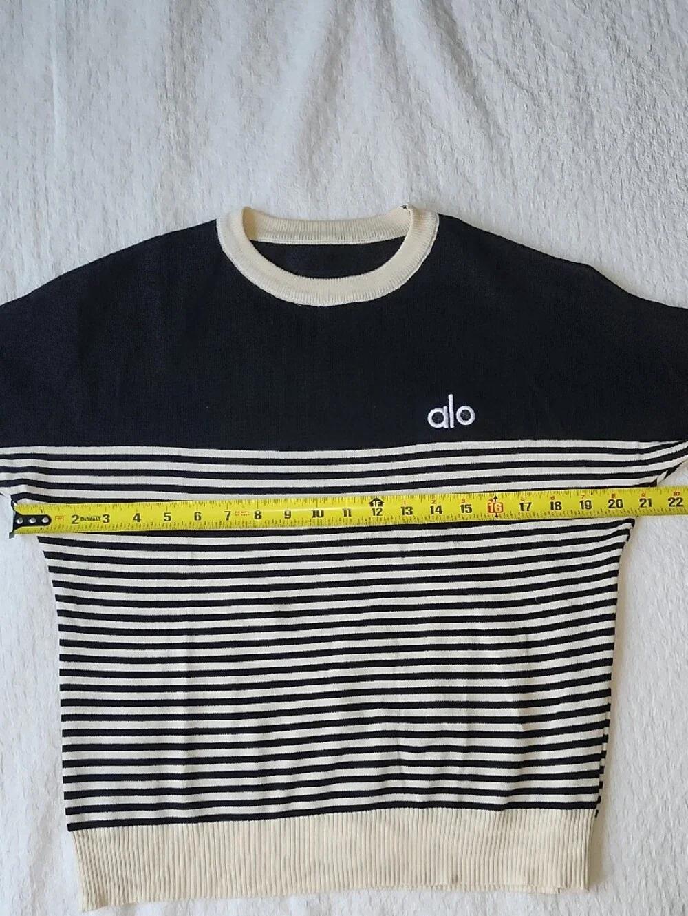 Alo Yoga Tennis Club Striped Knit Pullover Sweater Black Ivory - Picture 7 of 7